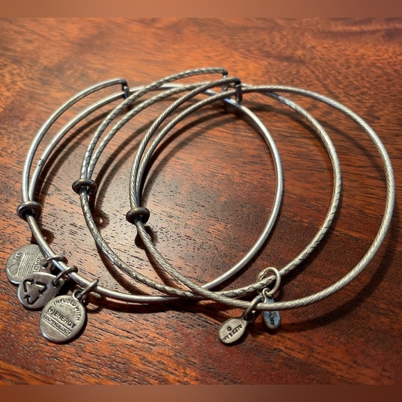 Alex and Ani bundle - Picture 2 of 7